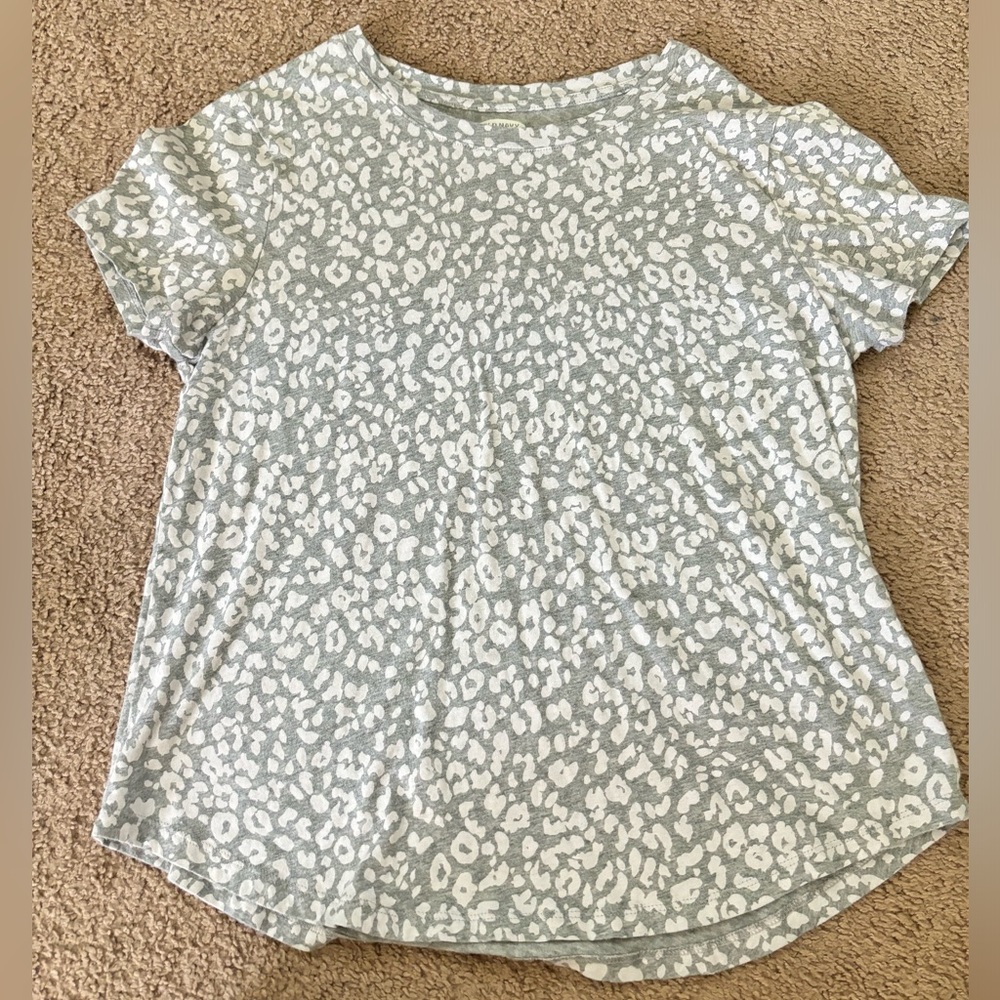 Old Mavy cheetah print tee! US M